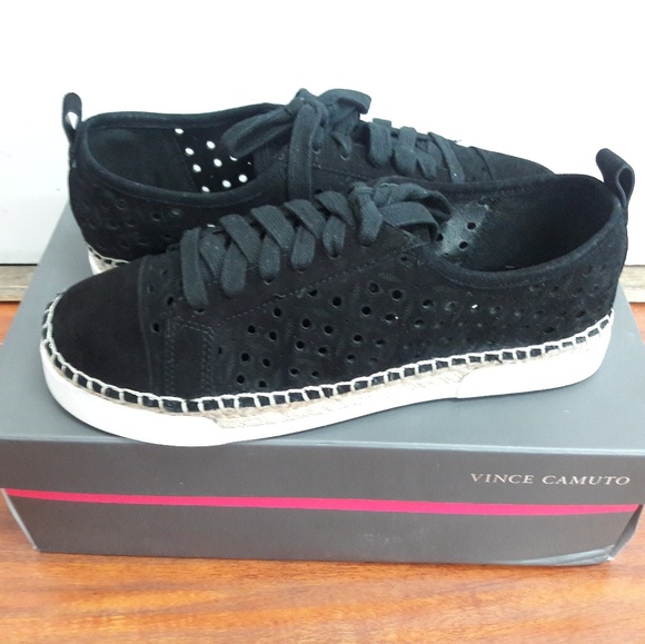 Vince Camuto suede sneakers - Picture 4 of 4